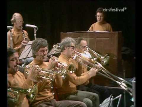 Simon Park Orchestra - Eye Level (Theme From The Thames TV Series Van Der Valk)