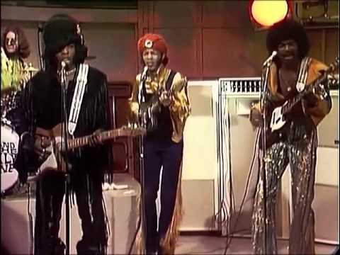 Sly and The Family Stone - Thank You (Falettinme Be Mice Elf Agin)